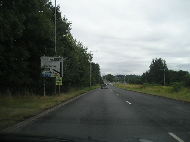 File:A4023 Redditch 2.JPG