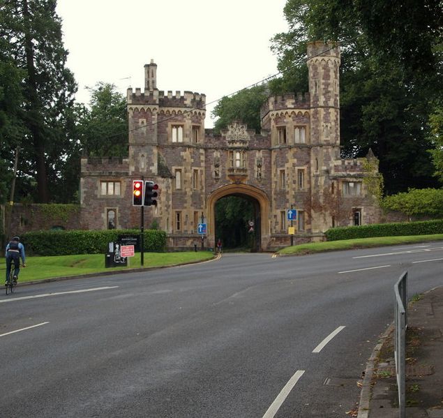 File:Leigh Woods - BS8 (N. Somerset) (C) David Hallam-Jones - Geograph - 3069885.jpg