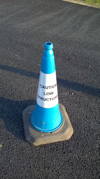 File:20160605-2002 - Blue low structure cone - 54.362932N 1.627954W.jpg