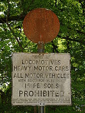 Pre-Worboys Sign near Port Appin Scotland May.2003. - Coppermine - 9049.jpg