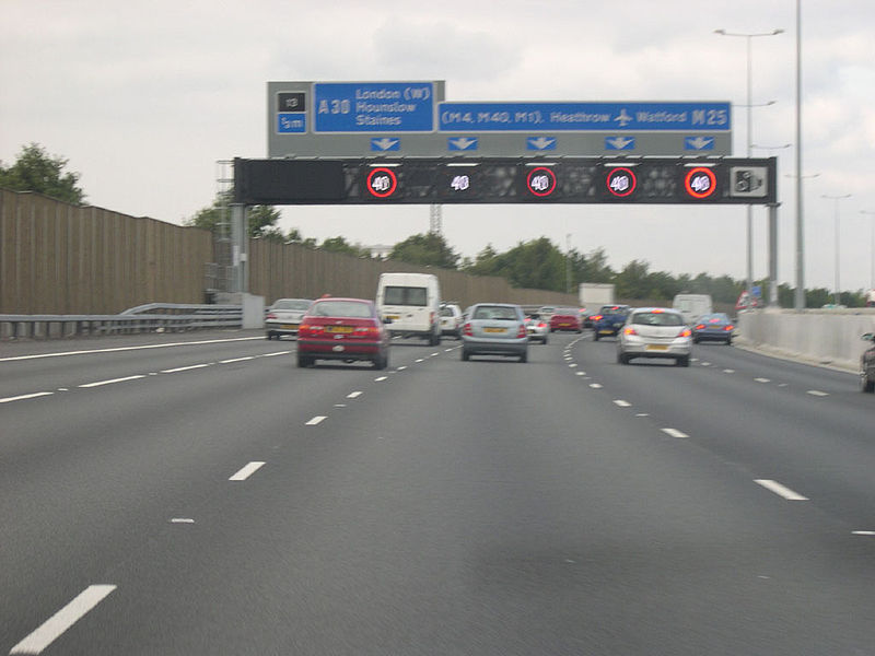 File:A30 junction - Coppermine - 3723.jpg
