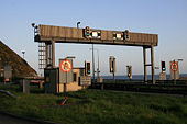 Signal gantry, Penmaen-bach - Geograph - 1285947.jpg