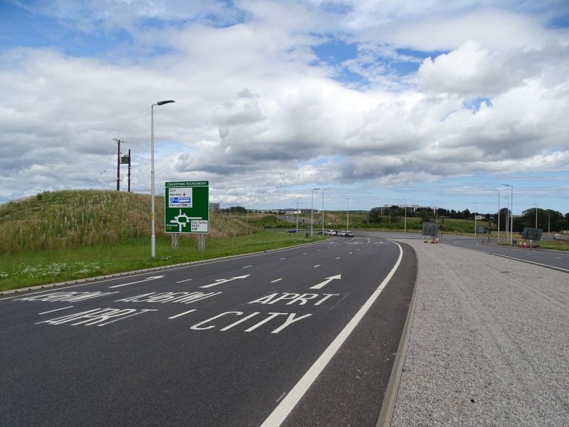File:A90 AWPR - Craibstone Junction link road approaching roundabout.jpg