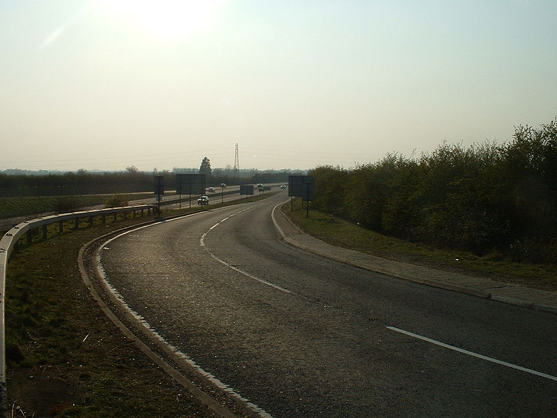 File:M6, northbound near the Cumbria-Lancs border - Coppermine - 7302.jpg