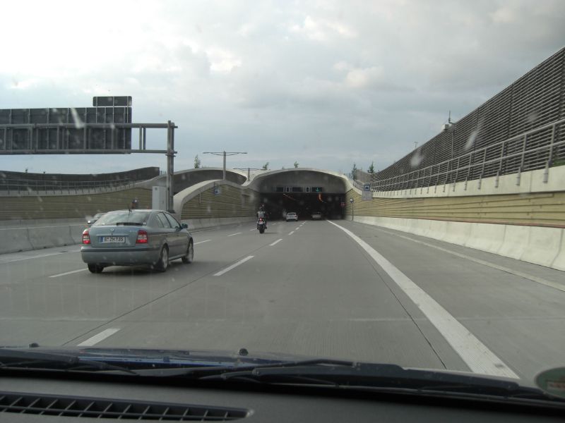 File:A113 tunnel - Coppermine - 22597.JPG